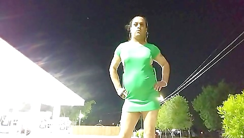 Hot brunette naked outside shows off her nice body